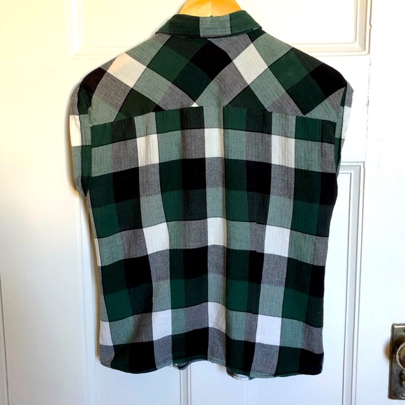 Snap up Noisy May sleeveless plaid top, cotton S - Picture 2 of 8